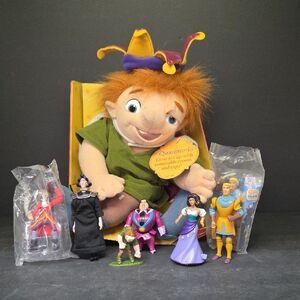 1995 Disney's The Hunchback Of Notre Dame Quasimodo 14" Plush Plus Figures